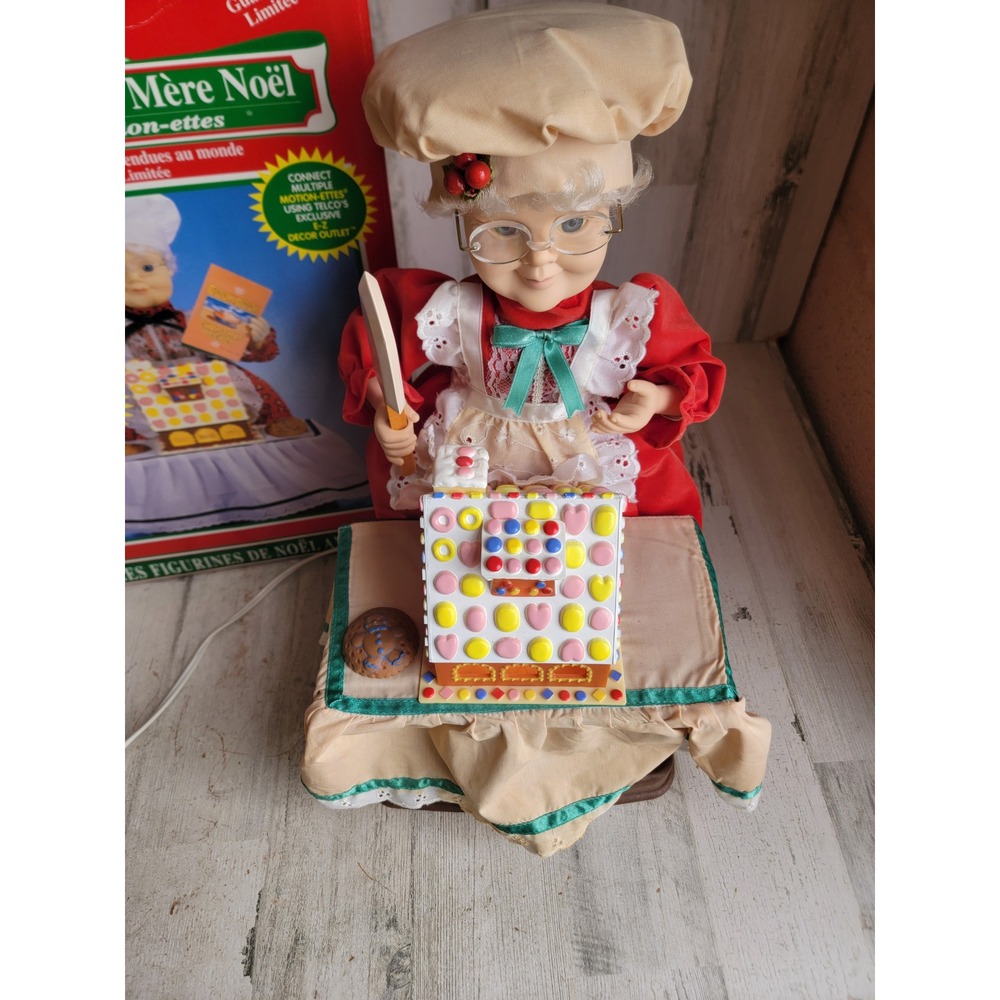 Telco motionette Mrs Claus Gingerbread house Xmas vintage home